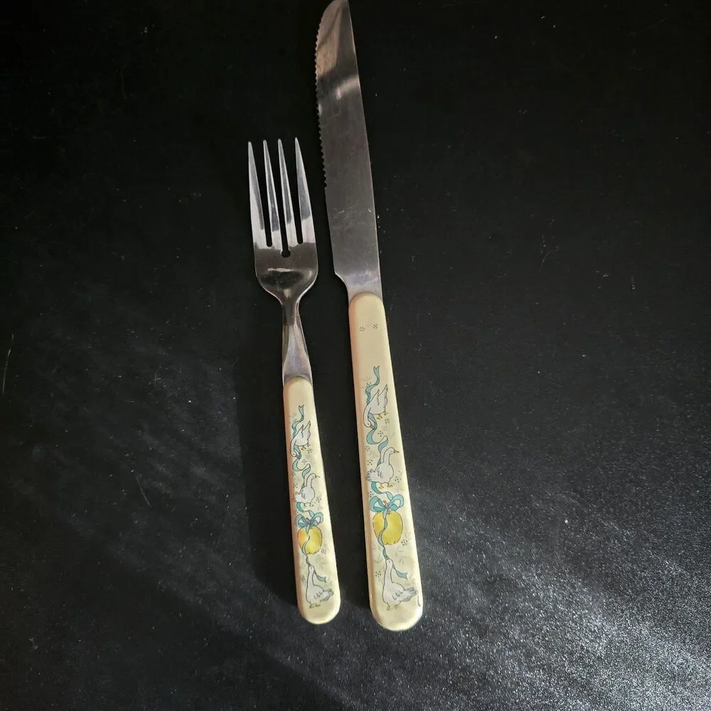 International Tableworks Marmalade Goose Apple Blue Ribbon Fork Knife 90s 80s